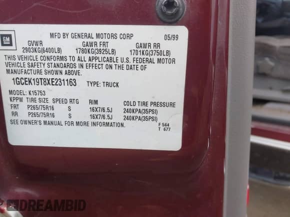 1999 Chevrolet Silverado 1500 LS z VIN 1GCEK19T8XE231163, wystawiony jako IAAI lot #43513149 z przebiegiem 204 007 mil mil oraz . Historia ofert i sprzedaży dostępna na DreamBid. Obrazek 9.