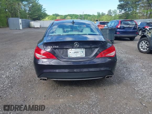✅ 2014 Mercedes-Benz CLA 250 • VIN: WDDSJ4EB9EN150146 • Lot: 42219661. Listed on IAAI with 115,397 mi. Free auction sales archive from the USA and detailed vehicle history report at DreamBid. Image 16.