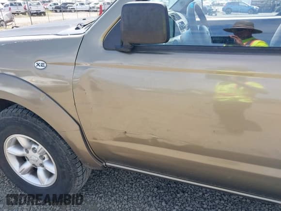 ✅ 2002 Nissan Frontier XE • VIN: 1N6DD26S92C338957 • Лот: 42478523. Опубликован ранее на IAAI с пробегом 242 920 миль. Бесплатный доступ к архиву аукционных продаж из США и подробный отчёт об истории автомобиля на DreamBid. Изображение 17.