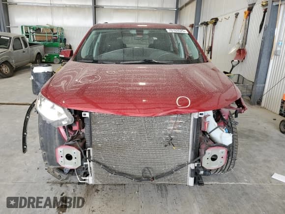 ✅ 2019 Chevrolet Traverse LT Cloth • VIN: 1GNEVGKW0KJ196379 • Lot: 70103525. Wystawiony na Copart z przebiegiem 80 339 mil. Bezpłatny archiwum sprzedaży aukcyjnych z USA i szczegółowy raport historii pojazdu na DreamBid. Zdjęcie 5.