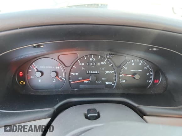 ✅ 2002 Ford Taurus SE Standard • VIN: 1FAFP53U72A166570 • Lot: 82153125. Listed on Copart with 136,681 mi. Free auction sales archive from the USA and detailed vehicle history report at DreamBid. Image 9.