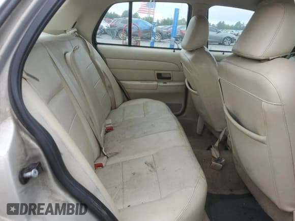 ✅ 2008 Ford Crown Victoria LX • VIN: 2FAFP74V48X108516 • Лот: 66768155. Опубликован ранее на Copart с пробегом 150 484 миль. Бесплатный доступ к архиву аукционных продаж из США и подробный отчёт об истории автомобиля на DreamBid. Изображение 10.