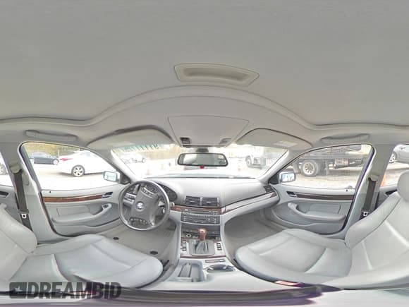 ✅ 2003 BMW 3 Series 325i • VIN: WBAEV33403KR25407 • Lot: 91111125. Listed on Copart with Not provided. Free auction sales archive from the USA and detailed vehicle history report at DreamBid. Image 14.