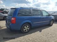 ✅ 2010 Dodge Grand Caravan SXT • VIN: 2D4RN5D19AR489601 • Лот: 70629315. Опубликован ранее на Copart с пробегом 242 179 миль. Бесплатный доступ к архиву аукционных продаж из США и подробный отчёт об истории автомобиля на DreamBid. Изображение 3.