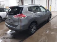 ✅ 2016 Nissan Rogue S • VIN: KNMAT2MV5GP697762 • Lot: 42206712. Wystawiony na IAAI z przebiegiem 103 714 mil. Bezpłatny archiwum sprzedaży aukcyjnych z USA i szczegółowy raport historii pojazdu na DreamBid. Zdjęcie 4.