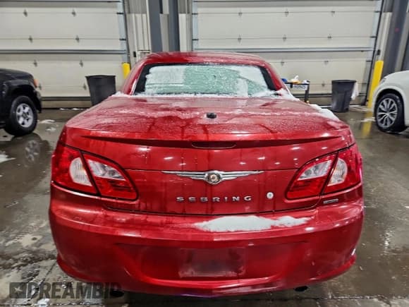 ✅ 2008 Chrysler Sebring Limited • VIN: 1C3LC65M18N234282 • Lot: 94645115. Listed on Copart with 150,828 mi. Free auction sales archive from the USA and detailed vehicle history report at DreamBid. Image 6.