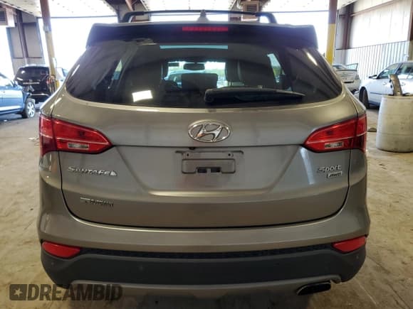 ✅ 2016 Hyundai Santa Fe • VIN: 5XYZUDLB3GG325682 • Лот: 50982984. Опубликован ранее на Copart с пробегом 67 011 миль. Бесплатный доступ к архиву аукционных продаж из США и подробный отчёт об истории автомобиля на DreamBid. Изображение 6.