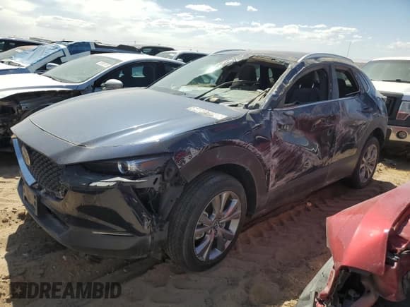 ✅ 2022 Mazda CX-30 S Select • VIN: 3MVDMBBL4NM441240 • Lot: 64827023. Listed on Copart with 5,623 mi. Free auction sales archive from the USA and detailed vehicle history report at DreamBid. Image 1.