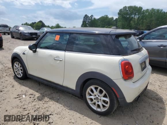 ✅ 2014 MINI Hardtop • VIN: WMWXM5C55ET935735 • Lot: 53735455. Listed on Copart with 53,280 mi. Free auction sales archive from the USA and detailed vehicle history report at DreamBid. Image 2.