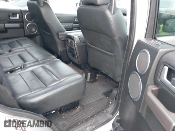 ✅ 2006 Land Rover LR3 HSE • VIN: SALAG25406A360243 • Лот: 43853432. Опубликован ранее на IAAI с пробегом 142 022 миль. Бесплатный доступ к архиву аукционных продаж из США и подробный отчёт об истории автомобиля на DreamBid. Изображение 8.