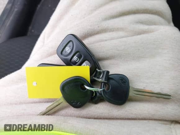 2020 Hyundai Elantra SE z VIN 5NPD74LF8LH526923, wystawiony jako IAAI lot #42728002 z przebiegiem 79 000 mil mil oraz . Historia ofert i sprzedaży dostępna na DreamBid. Obrazek 11.