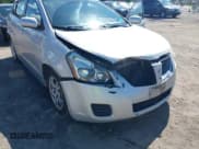 ✅ 2010 Pontiac Vibe 1SB • VIN: 5Y2SP6E04AZ410992 • Lot: 42539506. Listed on IAAI with 197,382 mi. Free auction sales archive from the USA and detailed vehicle history report at DreamBid. Image 6.