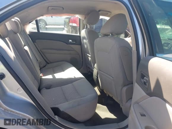 ✅ 2010 Ford Fusion SE • VIN: 3FAHP0HA8AR416154 • Lot: 43478869. Listed on IAAI with 233,009 mi. Free auction sales archive from the USA and detailed vehicle history report at DreamBid. Image 8.
