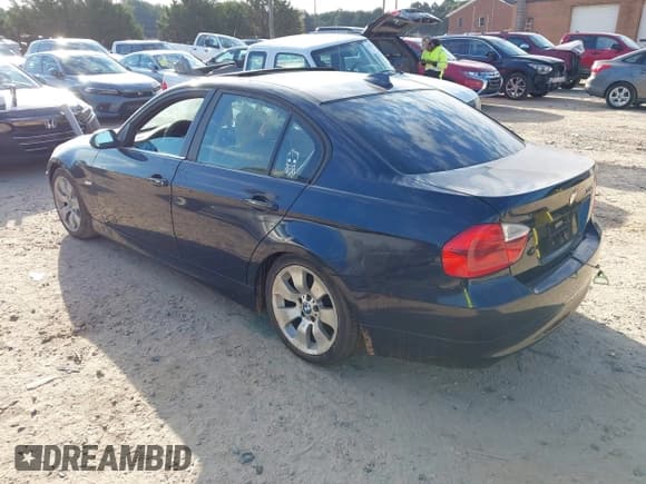 ✅ 2006 BMW 3 Series 325i • VIN: WBAVB13596KX48866 • Lot: 43079076. Wystawiony na IAAI z przebiegiem 161 504 mil. Bezpłatny archiwum sprzedaży aukcyjnych z USA i szczegółowy raport historii pojazdu na DreamBid. Zdjęcie 3.