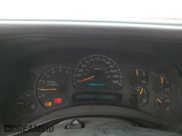 ✅ 2004 Chevrolet Silverado 2500HD Work Truck • VIN: 1GCHK24U54E133271 • Лот: 84290415. Опубликован ранее на Copart с пробегом 222 186 миль. Бесплатный доступ к архиву аукционных продаж из США и подробный отчёт об истории автомобиля на DreamBid. Изображение 9.