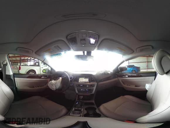 ✅ 2017 Hyundai Sonata Limited • VIN: 5NPE34AF7HH481709 • Лот: 43252369. Опубликован ранее на IAAI с пробегом 84 642 миль. Бесплатный доступ к архиву аукционных продаж из США и подробный отчёт об истории автомобиля на DreamBid. Изображение 18.