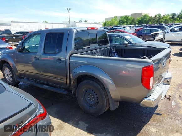 ✅ 2017 Nissan Frontier SV • VIN: 1N6DD0ER2HN723955 • Lot: 42170011. Wystawiony na IAAI z przebiegiem 128 013 mil. Bezpłatny archiwum sprzedaży aukcyjnych z USA i szczegółowy raport historii pojazdu na DreamBid. Zdjęcie 15.