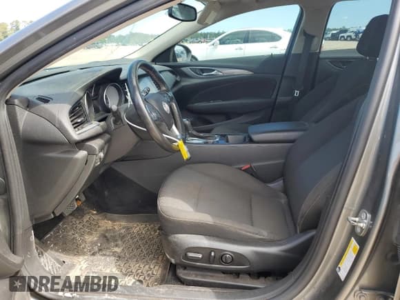 ✅ 2018 Buick Regal Preferred • VIN: W04GU8SX4J1143485 • Lot: 56177005. Wystawiony na Copart z przebiegiem 110 322 mil. Bezpłatny archiwum sprzedaży aukcyjnych z USA i szczegółowy raport historii pojazdu na DreamBid. Zdjęcie 7.