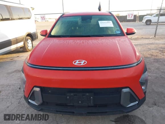 ✅ 2025 Hyundai Kona SEL • VIN: KM8HB3AB1SU192146 • Лот: 43649809. Опубликован ранее на IAAI с пробегом 25 003 миль. Бесплатный доступ к архиву аукционных продаж из США и подробный отчёт об истории автомобиля на DreamBid. Изображение 12.