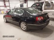 ✅ 2006 Volkswagen Passat VR6 • VIN: WVWCU93C56P087955 • Lot: 43648781. Listed on IAAI with 173,275 mi. Free auction sales archive from the USA and detailed vehicle history report at DreamBid. Image 3.