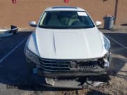 ✅ 2016 Volkswagen Passat SE • VIN: 1VWBT7A39GC011988 • Лот: 43416068. Опубликован ранее на IAAI с пробегом 135 182 миль. Бесплатный доступ к архиву аукционных продаж из США и подробный отчёт об истории автомобиля на DreamBid. Изображение 13.