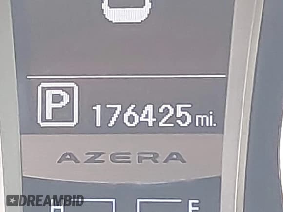 ✅ 2012 Hyundai Azera • VIN: KMHFH4JG5CA140724 • Lot: 43713423. Listed on IAAI with 176,425 mi. Free auction sales archive from the USA and detailed vehicle history report at DreamBid. Image 15.