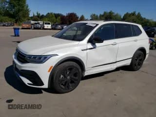 ✅ 2024 Volkswagen Tiguan SE R-Line Black • VIN: 3VV8B7AX4RM209657 • Lot: 65370195. Wystawiony na Copart z przebiegiem 2 348 mil. Bezpłatny archiwum sprzedaży aukcyjnych z USA i szczegółowy raport historii pojazdu na DreamBid. Zdjęcie 1.