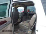 ✅ 2003 Ford Excursion Eddie Bauer • VIN: 1FMSU45PX3EC40119 • Лот: 41824463. Опубликован ранее на IAAI с пробегом 204 469 миль. Бесплатный доступ к архиву аукционных продаж из США и подробный отчёт об истории автомобиля на DreamBid. Изображение 8.