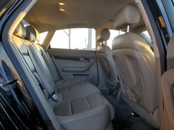 ✅ 2005 Audi A6 • VIN: WAUDT74F25N045688 • Lot: 85908224. Wystawiony na Copart z przebiegiem 167 697 mil. Bezpłatny archiwum sprzedaży aukcyjnych z USA i szczegółowy raport historii pojazdu na DreamBid. Zdjęcie 11.