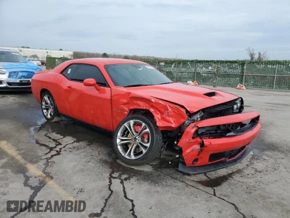 ✅ 2020 Dodge Challenger R/T • VIN: 2C3CDZBT8LH124700 • Lot: 43010334. Wystawiony na Copart z przebiegiem 37 399 mil. Bezpłatny archiwum sprzedaży aukcyjnych z USA i szczegółowy raport historii pojazdu na DreamBid. Zdjęcie 4.
