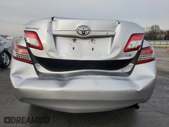 ✅ 2011 Toyota Camry LE • VIN: 4T4BF3EK2BR117997 • Lot: 93154255. Wystawiony na Copart z przebiegiem 132 644 mil. Bezpłatny archiwum sprzedaży aukcyjnych z USA i szczegółowy raport historii pojazdu na DreamBid. Zdjęcie 6.