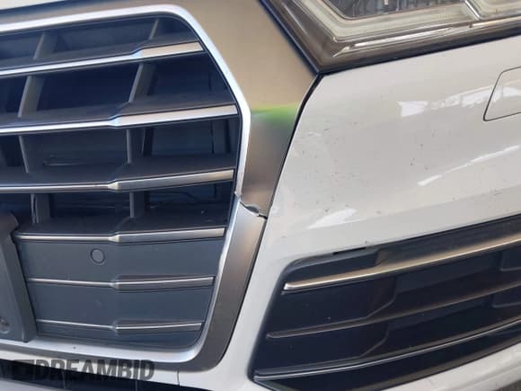 ✅ 2018 Audi Q5 Premium Plus • VIN: WA1BNAFY3J2007604 • Lot: 43451006. Wystawiony na IAAI z przebiegiem 120 424 mil. Bezpłatny archiwum sprzedaży aukcyjnych z USA i szczegółowy raport historii pojazdu na DreamBid. Zdjęcie 20.