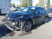 ✅ 2021 Porsche Macan • VIN: WP1AA2A57MLB01966 • Lot: 43521300. Wystawiony na IAAI z przebiegiem 59 380 mil. Bezpłatny archiwum sprzedaży aukcyjnych z USA i szczegółowy raport historii pojazdu na DreamBid. Zdjęcie 2.