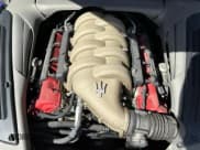 ✅ 2002 Maserati Spyder • VIN: ZAMBB18A820005905 • Lot: 63759765. Wystawiony na Copart z przebiegiem 50 739 mil. Bezpłatny archiwum sprzedaży aukcyjnych z USA i szczegółowy raport historii pojazdu na DreamBid. Zdjęcie 7.