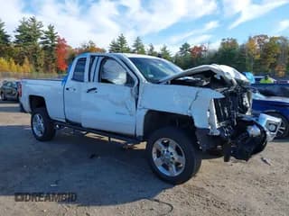 ✅ 2019 Chevrolet Silverado 2500HD LT • VIN: 2GC2KSEG1K1240430 • Lot: 40650671. Listed on IAAI with 83,846 mi. Free auction sales archive from the USA and detailed vehicle history report at DreamBid. Image 1.
