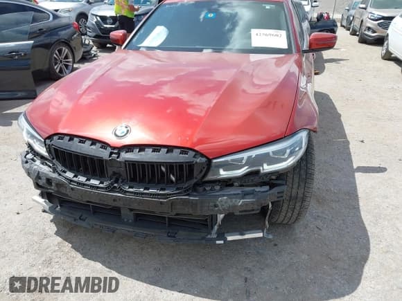 ✅ 2021 BMW 3 Series 330i xDrive • VIN: 3MW5R7J01M8B77667 • Lot: 42569602. Listed on IAAI with 61,457 mi. Free auction sales archive from the USA and detailed vehicle history report at DreamBid. Image 6.