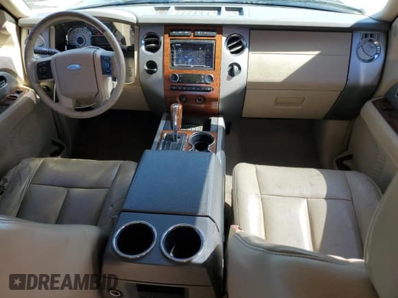 ✅ 2008 Ford Expedition Max Eddie Bauer • VIN: 1FMFK17598LA49232 • Lot: 57805665. Wystawiony na Copart z przebiegiem 241 454 mil. Bezpłatny archiwum sprzedaży aukcyjnych z USA i szczegółowy raport historii pojazdu na DreamBid. Zdjęcie 8.