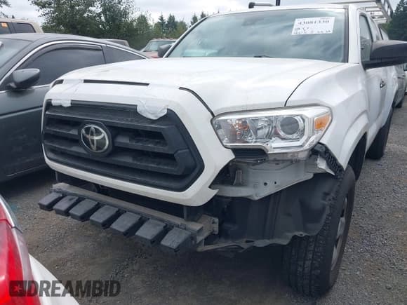 ✅ 2020 Toyota Tacoma SR • VIN: 5TFRX5GN0LX172929 • Lot: 43081330. Listed on IAAI with 68,576 mi. Free auction sales archive from the USA and detailed vehicle history report at DreamBid. Image 6.