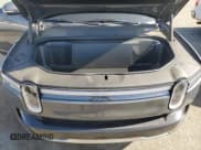 ✅ 2025 Rivian R1S Adventure • VIN: 7PDSGBBA0SN074104 • Lot: 67117375. Wystawiony na Copart z przebiegiem 166 mil. Bezpłatny archiwum sprzedaży aukcyjnych z USA i szczegółowy raport historii pojazdu na DreamBid. Zdjęcie 12.