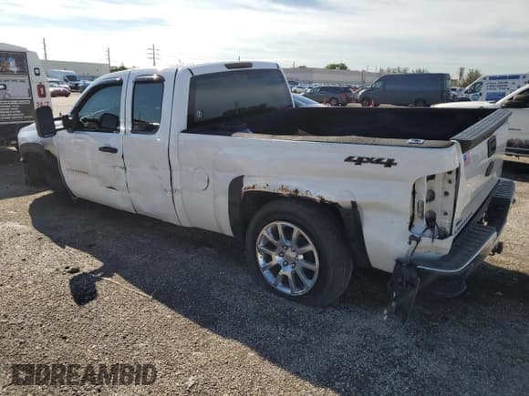 ✅ 2012 Chevrolet Silverado 1500 Work Truck • VIN: 1GCRKPEA6CZ100941 • Lot: 72133724. Listed on Copart with 204,859 mi. Free auction sales archive from the USA and detailed vehicle history report at DreamBid. Image 2.