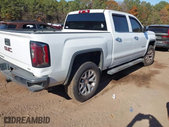 ✅ 2017 GMC Sierra 1500 SLT • VIN: 3GTU2NEC6HG416217 • Лот: 43722380. Опубликован ранее на IAAI с пробегом Не указан. Бесплатный доступ к архиву аукционных продаж из США и подробный отчёт об истории автомобиля на DreamBid. Изображение 4.