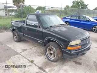✅ 1999 Chevrolet S-10 • VIN: 1GCCS144XX8211180 • Лот: 42739380. Опубликован ранее на IAAI с пробегом 189 557 миль. Бесплатный доступ к архиву аукционных продаж из США и подробный отчёт об истории автомобиля на DreamBid. Изображение 1.