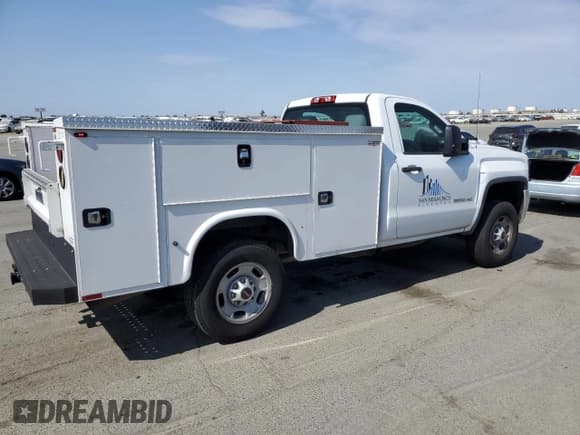 ✅ 2017 GMC Sierra 1500 • VIN: 1GD01REGXHZ293917 • Лот: 60051055. Опубликован ранее на Copart с пробегом 185 710 миль. Бесплатный доступ к архиву аукционных продаж из США и подробный отчёт об истории автомобиля на DreamBid. Изображение 3.