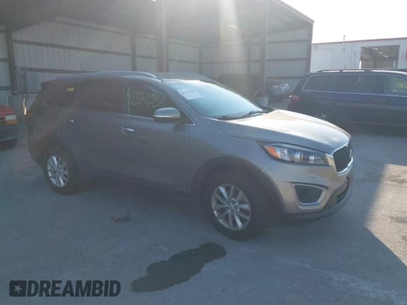 ✅ 2017 Kia Sorento LX • VIN: 5XYPGDA34HG246114 • Лот: 43372035. Опубликован ранее на IAAI с пробегом 95 340 миль. Бесплатный доступ к архиву аукционных продаж из США и подробный отчёт об истории автомобиля на DreamBid. Изображение 1.