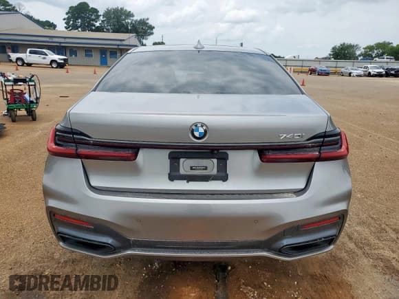 ✅ 2020 BMW 7 Series 740i • VIN: WBA7T2C07LGL18025 • Лот: 63661375. Опубликован ранее на Copart с пробегом 57 104 миль. Бесплатный доступ к архиву аукционных продаж из США и подробный отчёт об истории автомобиля на DreamBid. Изображение 6.