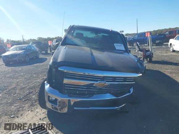 2015 Chevrolet Silverado 2500HD LT z VIN 1GC1KVE85FF136771, wystawiony jako IAAI lot #43478483 z przebiegiem 142 142 mil mil oraz . Historia ofert i sprzedaży dostępna na DreamBid. Obrazek 13.