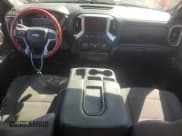 ✅ 2019 Chevrolet Silverado 1500 LT • VIN: 1GCRWCED8KZ229334 • Lot: 89434005. Wystawiony na Copart z przebiegiem Nie podano. Bezpłatny archiwum sprzedaży aukcyjnych z USA i szczegółowy raport historii pojazdu na DreamBid. Zdjęcie 8.