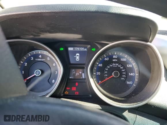 2016 Hyundai Elantra с VIN KMHD35LH6GU308134, выставлен на аукционе Copart как лот 84270325 с пробегом 176 105 миль миль и Списание • Salvage title. История ставок и продаж доступна на DreamBid. Изображение 9.