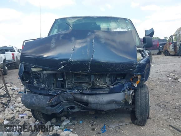 ✅ 2006 Ford Econoline Passenger XL • VIN: 1FBSS31L86DA38000 • Lot: 43034413. Wystawiony na IAAI z przebiegiem 101 193 mil. Bezpłatny archiwum sprzedaży aukcyjnych z USA i szczegółowy raport historii pojazdu na DreamBid. Zdjęcie 12.