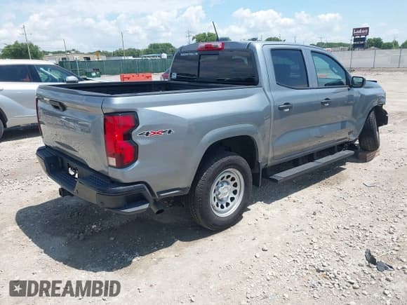 ✅ 2025 Chevrolet Colorado 4WD Work Truck • VIN: 1GCPTBEK6S1131541 • Lot: 42496564. Listed on IAAI with 3,041 mi. Free auction sales archive from the USA and detailed vehicle history report at DreamBid. Image 4.